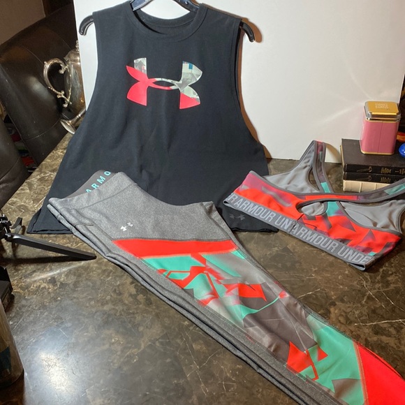 NWOT Under Armour 3 piece workout set- size large compression 7/8 length spandex - Picture 6 of 16
